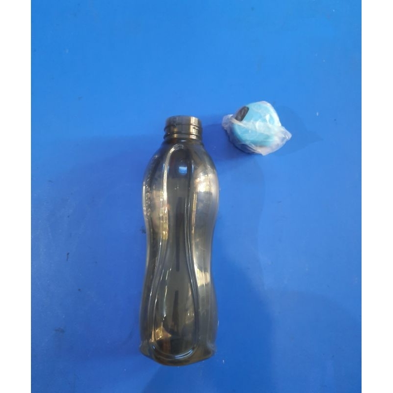 Tupperware Eco Man Black 750 ml Botol Minum Hitam