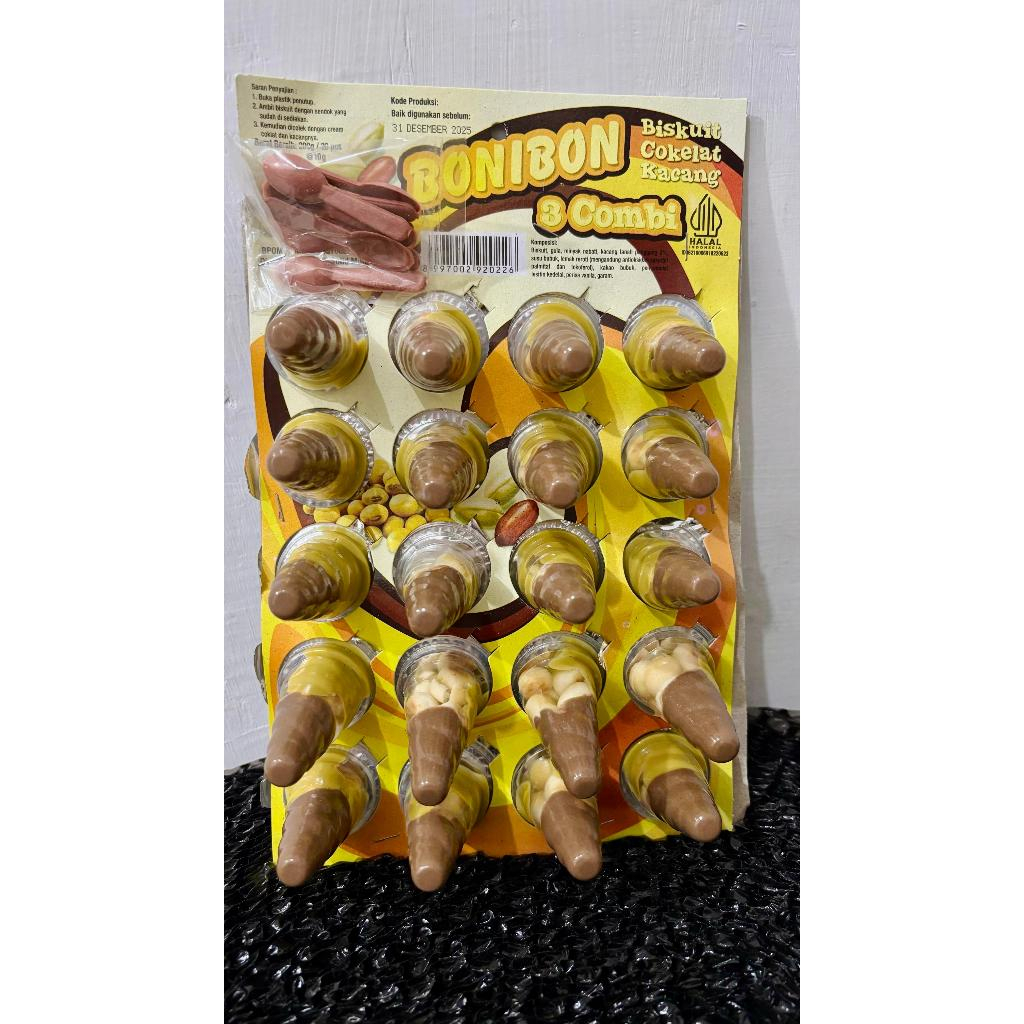 

BONIBON 3 COMBI BISKUIT COKELAT KACANG 20 PCS 1 PACK