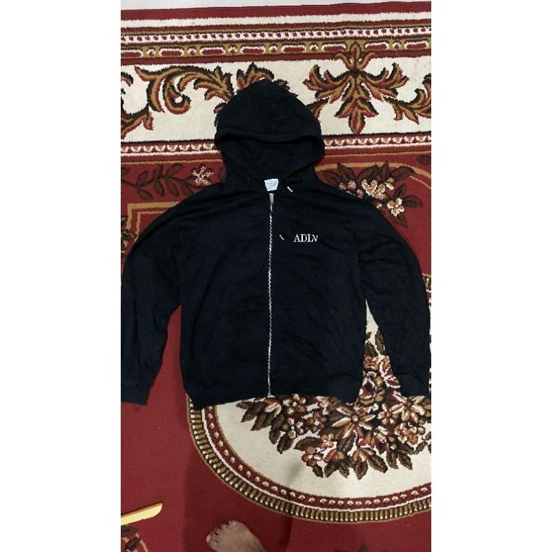 HODIE ADLV BIG TULISAN DI BLKNG SZ XL