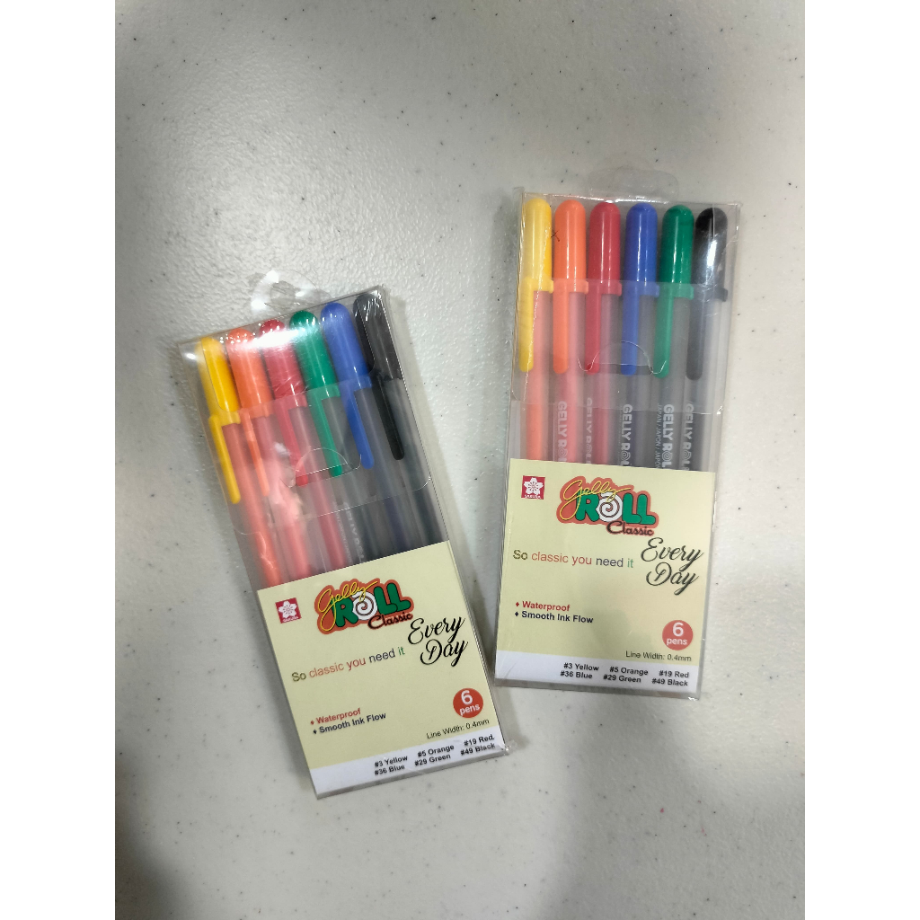 

Gramedia Tunjungan : Sakura Gelly Roll pen classic set 6