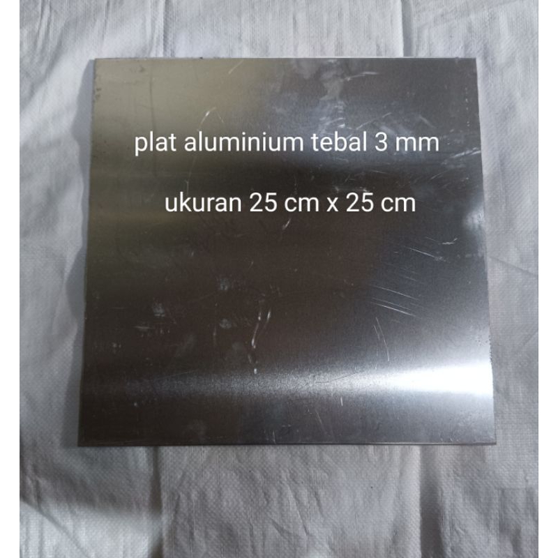 

plat alumunium tebal 3 mm ukuran 25 cm x 25 cm