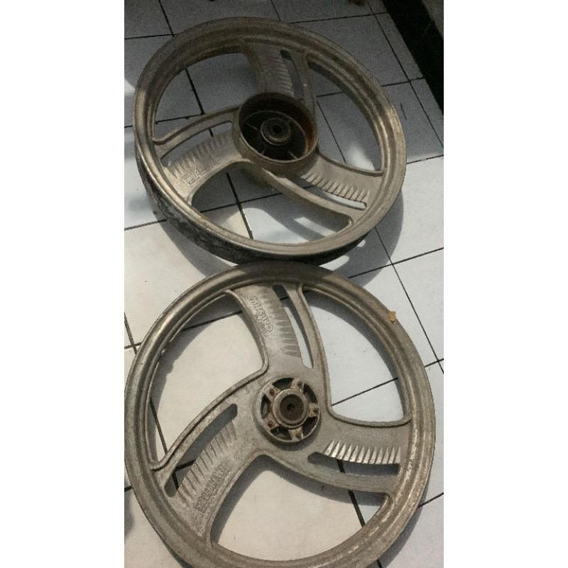 Sepasang Velg Pelk Pelek Veleg Velk Mitsuyo Ring 18 an Alumunium Aloy Racing Palang 3 PNP CB 100 125