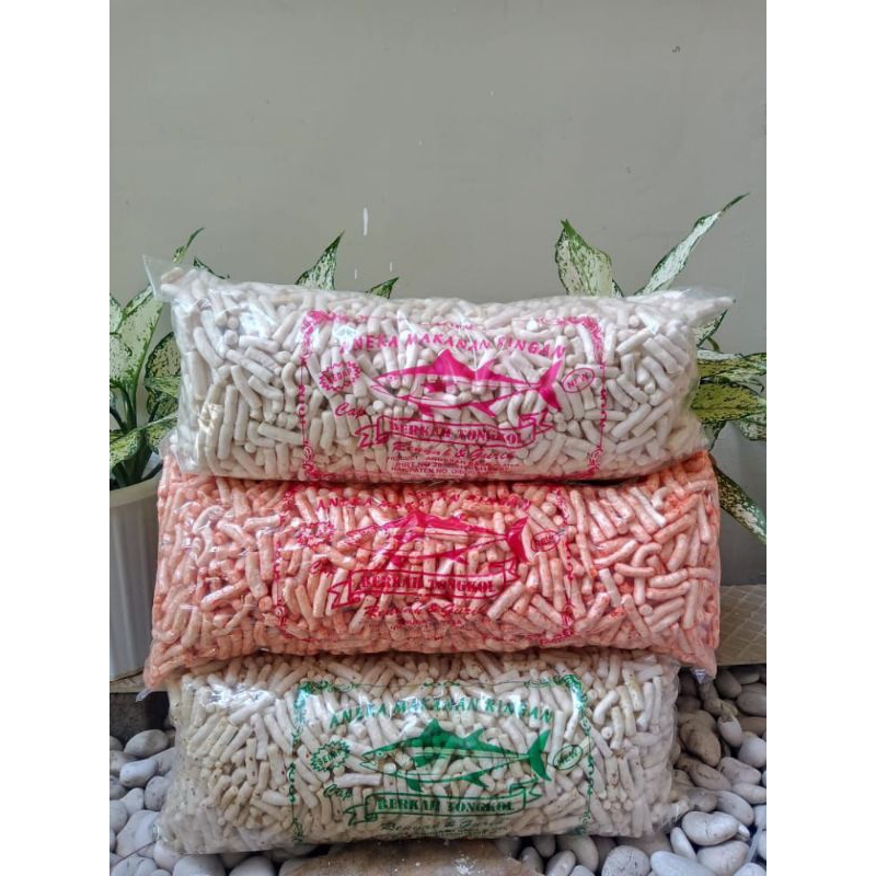

Kerupuk tongkol