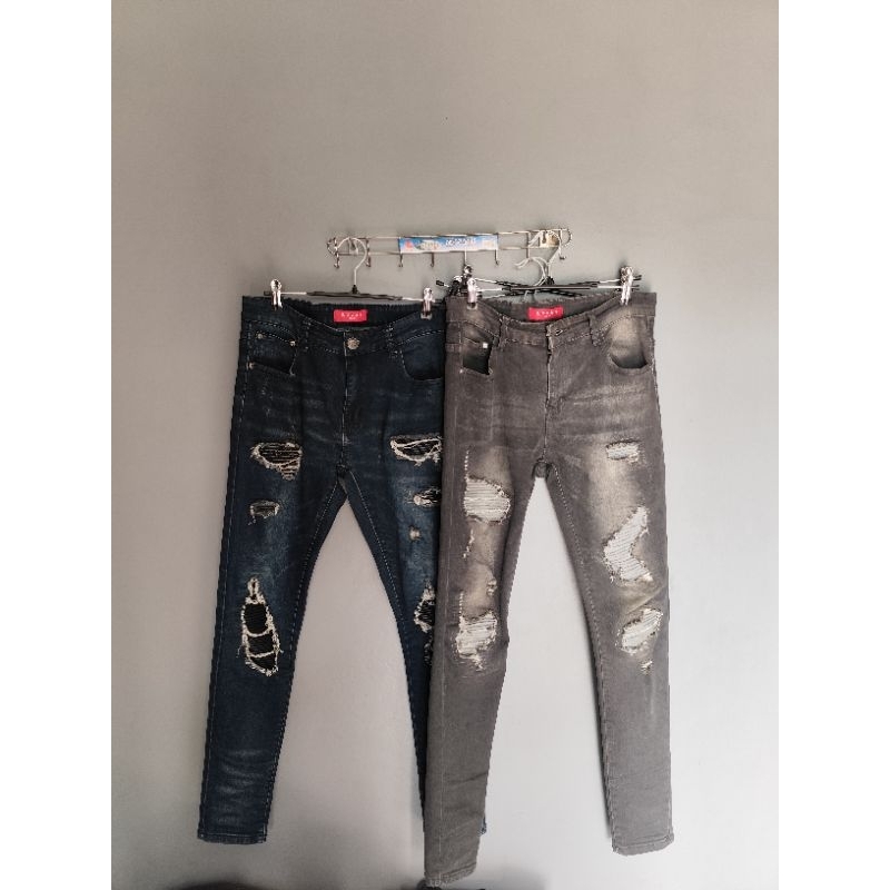 Celana Rucas Second Season 10 Navy 31 Season 11 Grey 30