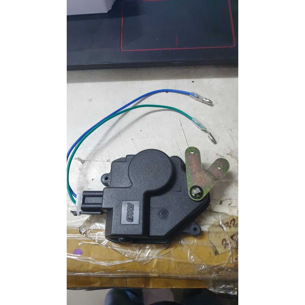 OEM (RWB) motor central lock depan kanan avanza xenia veloz