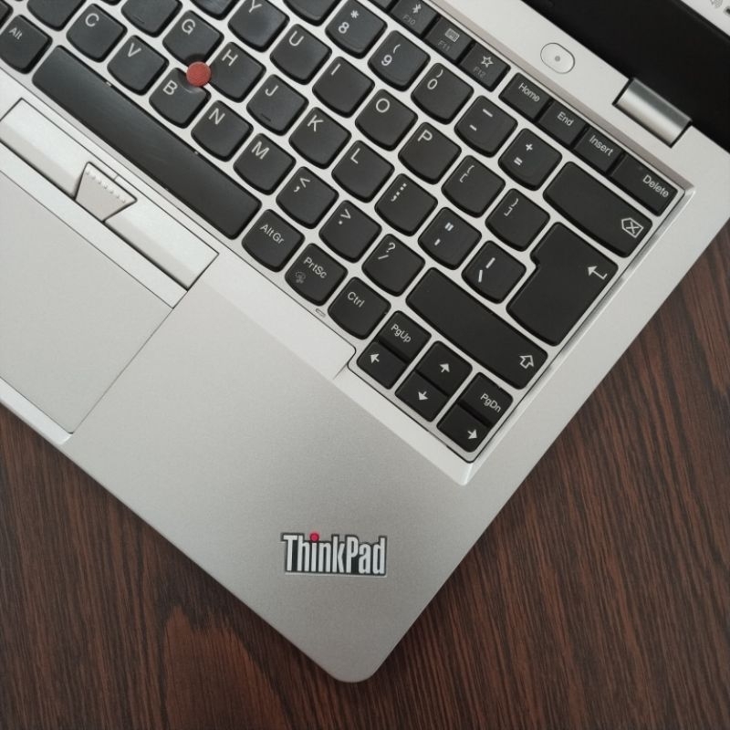 Laptop Thinkpad intel core i5 gen 7 Touchscreen Slim Mulus