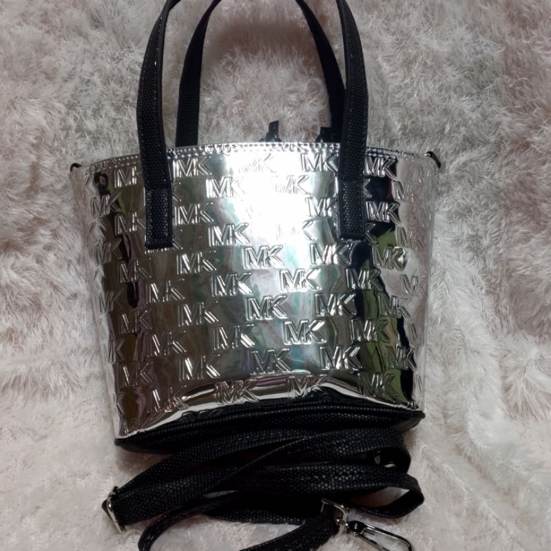 TAS WANITA MODEL BUKET SERUT