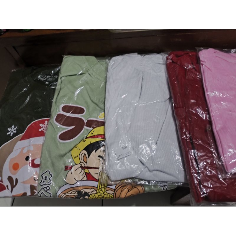 KAOS 10ribu baru - RANDOM GABISA PILIH model warna dll.