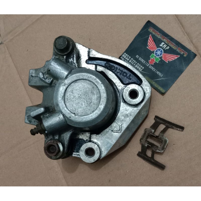 Kaliper cakram depan Kawasaki Binter Merzy KZ200 original Tokico Japan.