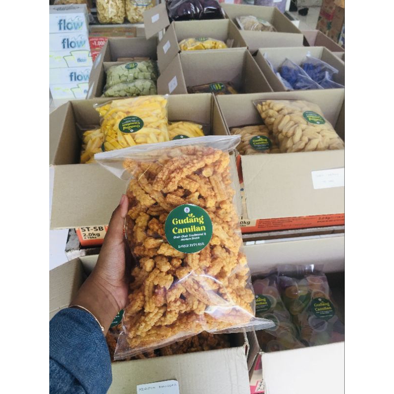 

KRUPUK MANGGARAN PEDAS MANIS GURIH 500KG/1KG