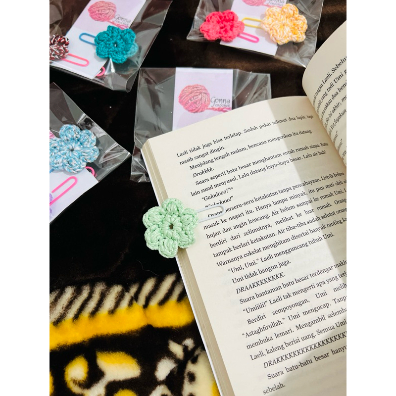 

Klip Penanda Buku Rajut kecil / Big Bookmark Crochet