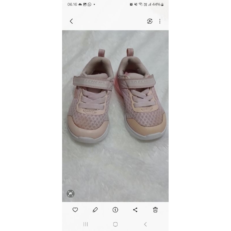 Sepatu Skechers Pink Bayi 1 Tahun