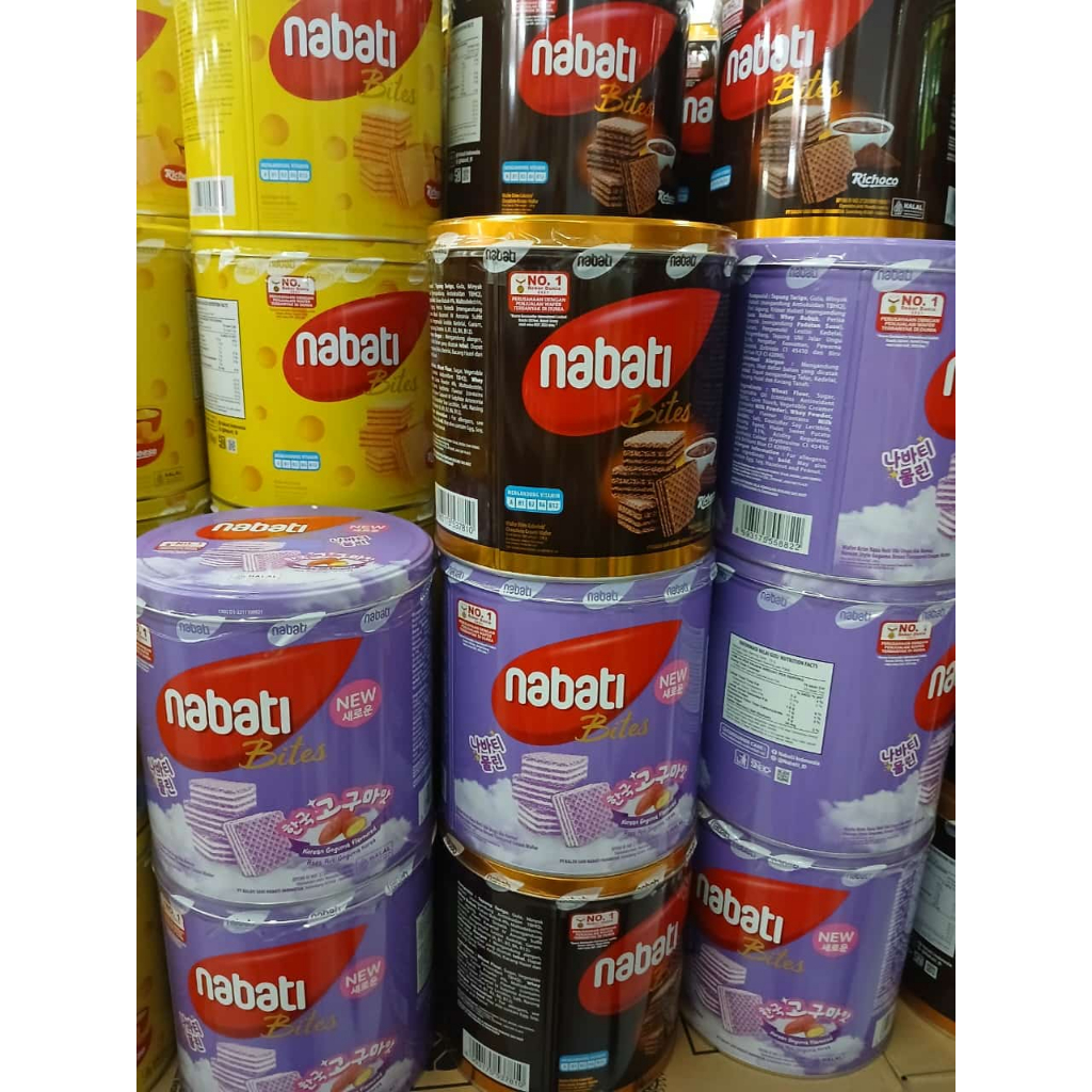 

Richeese NABATI WAFER KALENG 240 gr ( keju,coklat,ubi ungu )