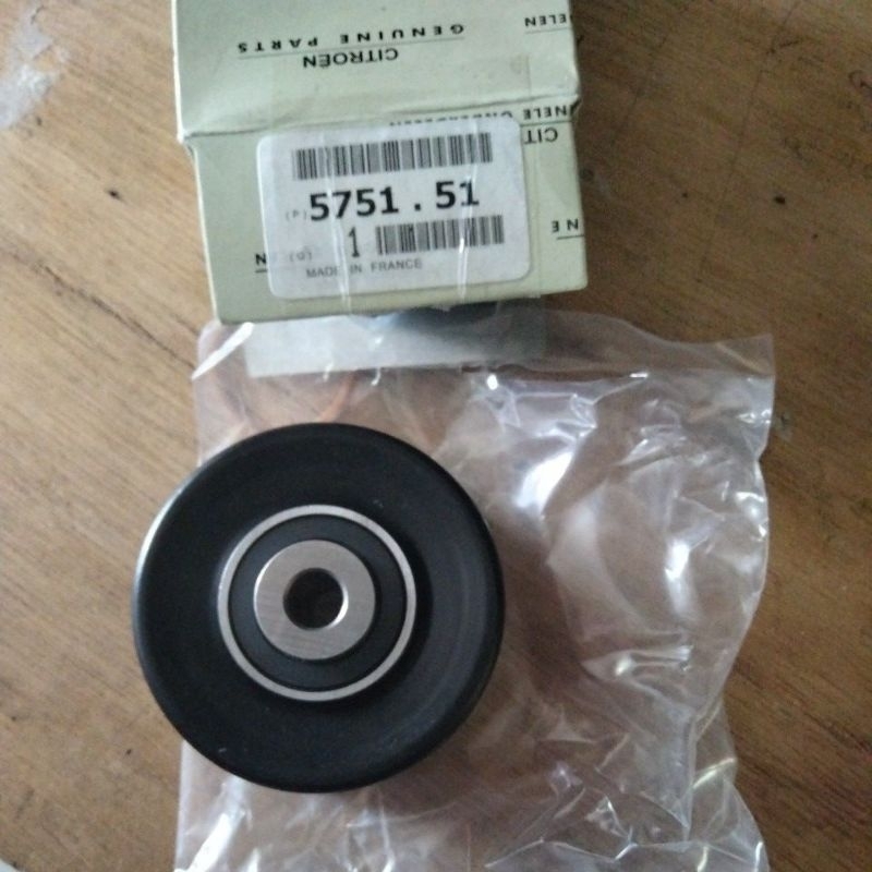 roller tensioner fanbelt Peugeot 206 70 mm