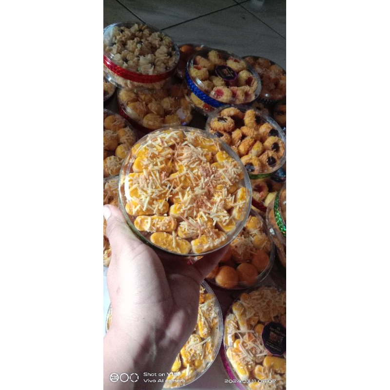 

Aneka Kue kering lembut dan enak