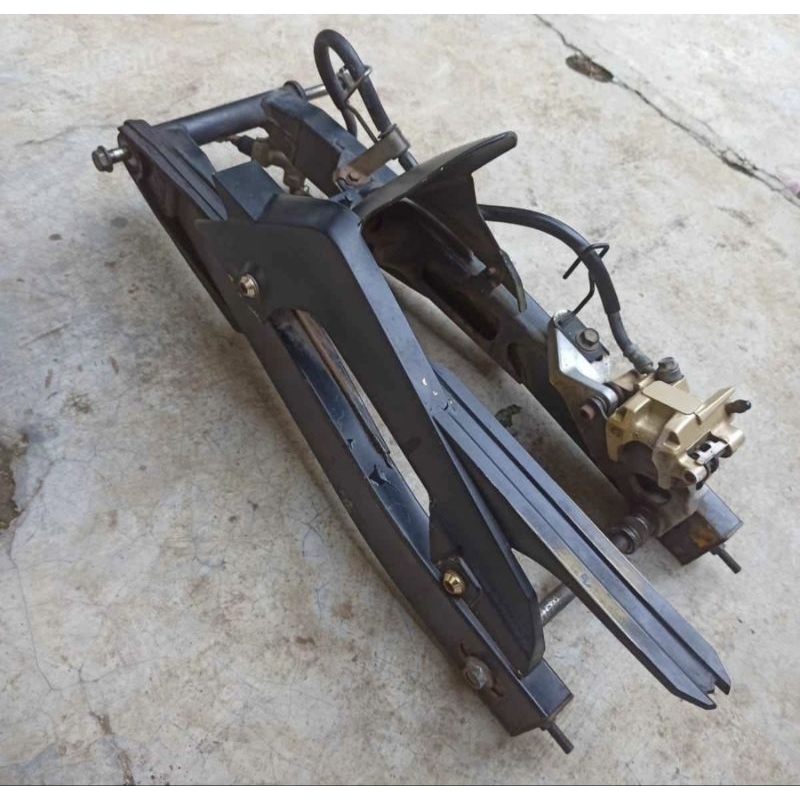 swing arm set cover rantai lumpur set pengereman belakang ORI COPOTAN VIXION NEW