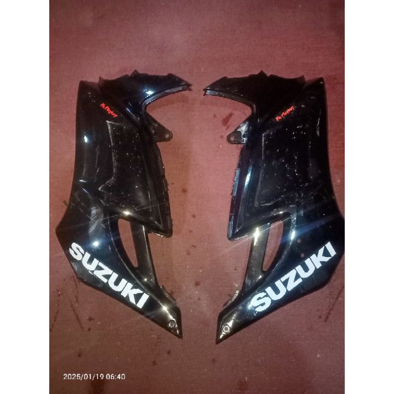 bodi set suzuki arashi bonus lampu depan/belakang kondisi baik ori copotan