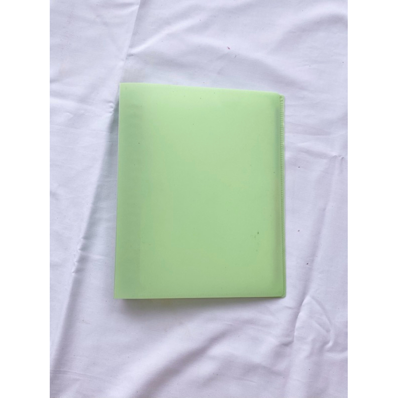 

BINDER A5 HIJAU PASTEL JOYKO