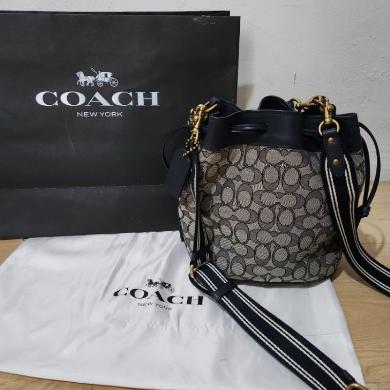 PRELOVED COACH BUCKET BAG SIGNATURE ORIGINAL STORE