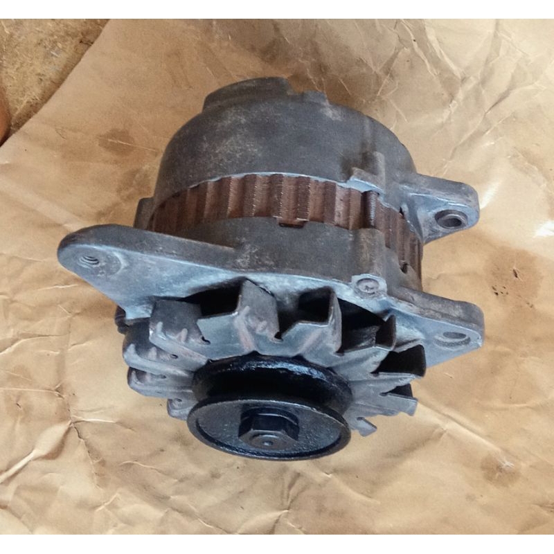 dinamo pengisian ampere alternator L300 bensin original