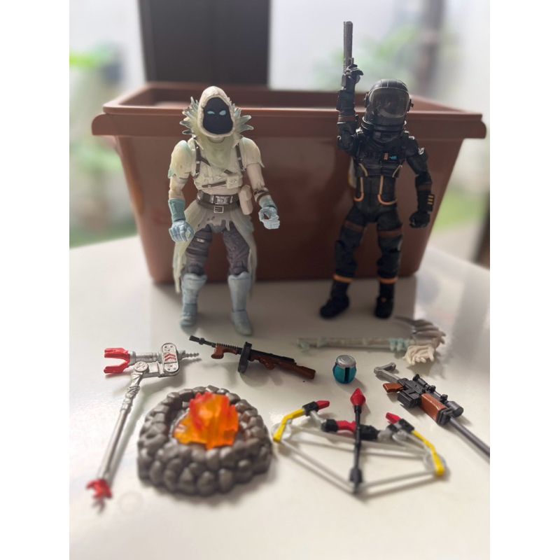Fortnite figures