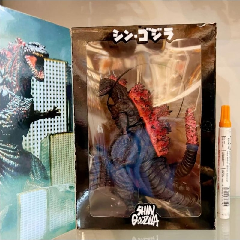 Mainan action figuregodzila shin godzillaby necatinggi sekitar 7 inchFull artikulasiDetail bagus

CW