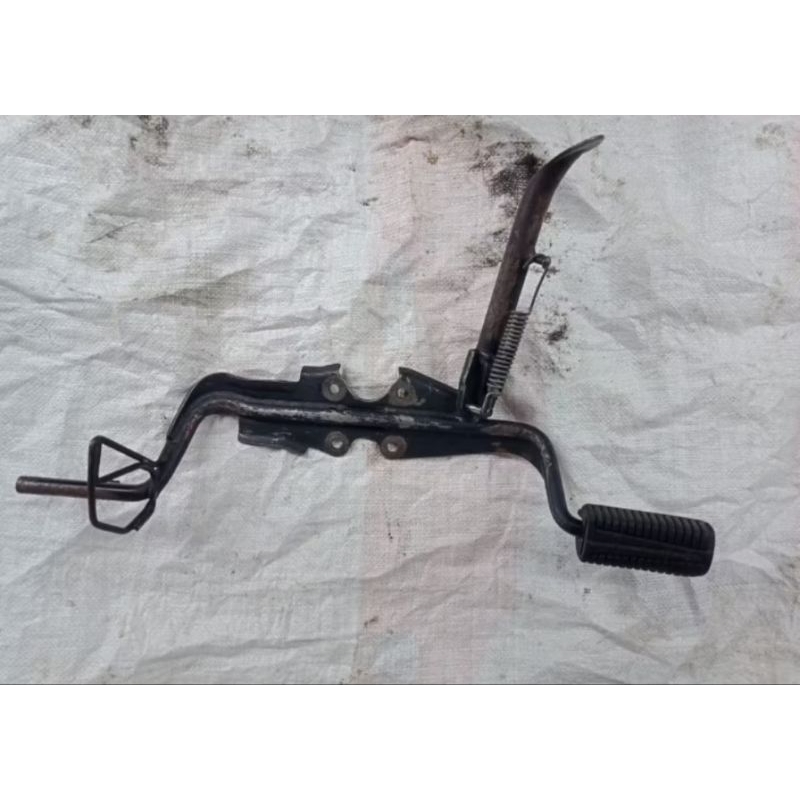 step fostep postep depan pijakan kaki depan yamaha vega zr vega rr original