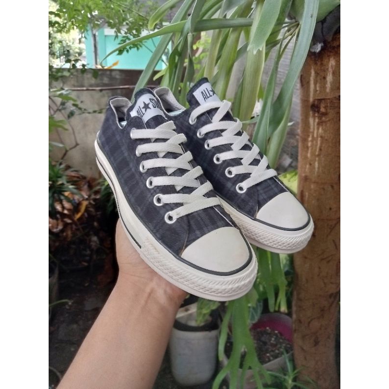 Sepatu Second / Sepatu Bekas Converse CT Flannel Low - Size : 37,5 - Insole : 24 cm - Sneakers - Cas