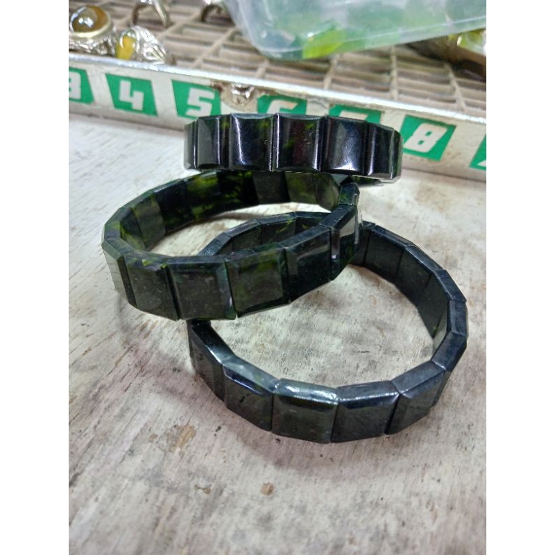 gelang giok black Jade Aceh