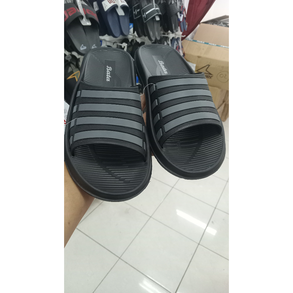 Bata sendal slip on karet pria