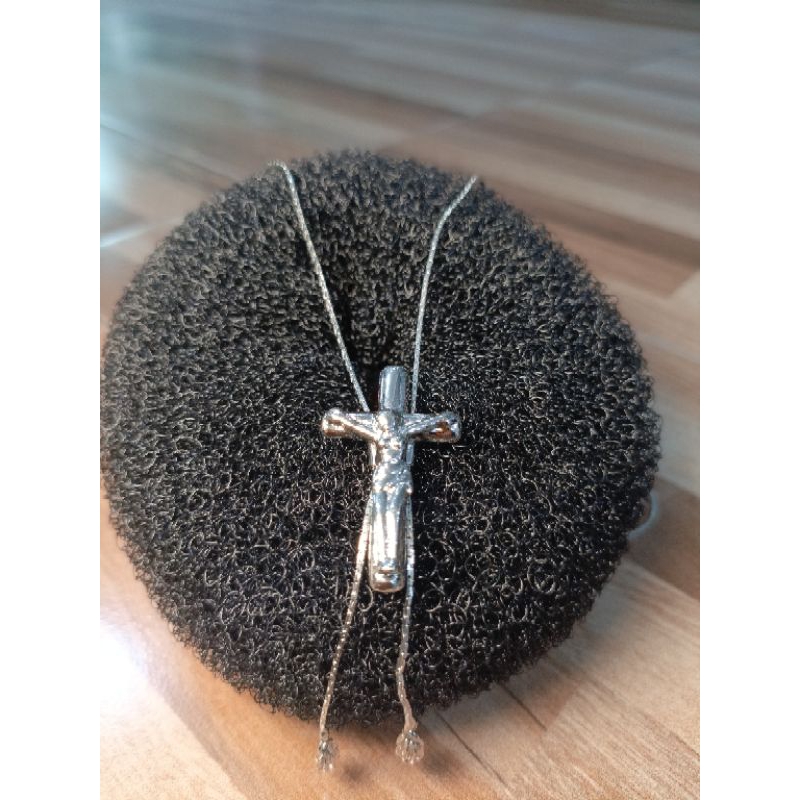 Kalung Liontin Salib Perak