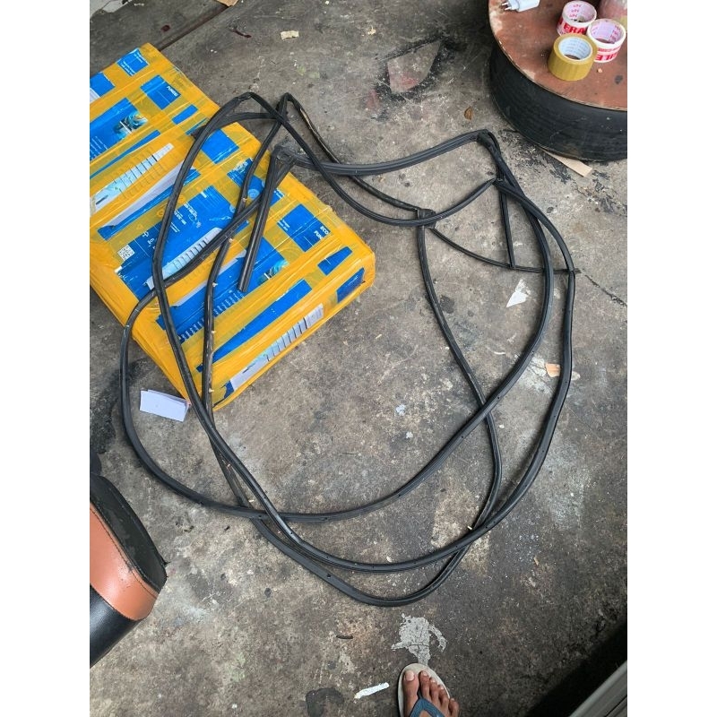 Karet nempel pintu jazz ge8