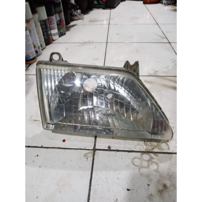 HeadLamp lampu depan Corolla Soluna bagian RH