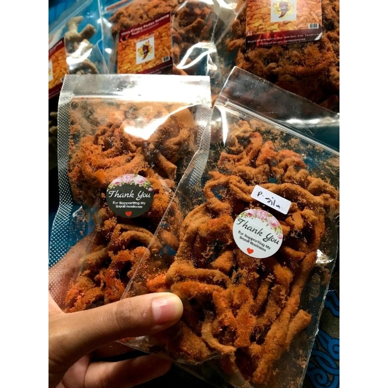 

Usus Crispy 50 gr by @kitchentwinss_ ada 3 varian rasa: Original, Pedas Sedang, Pedas Gila.