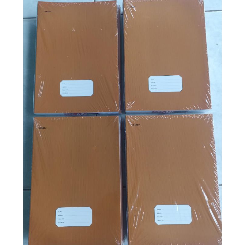 

1 Pak Buku Tulis Okey Motif Kraf Boxi 40 ( Buku Tulis Panjang) Isi 10Buku