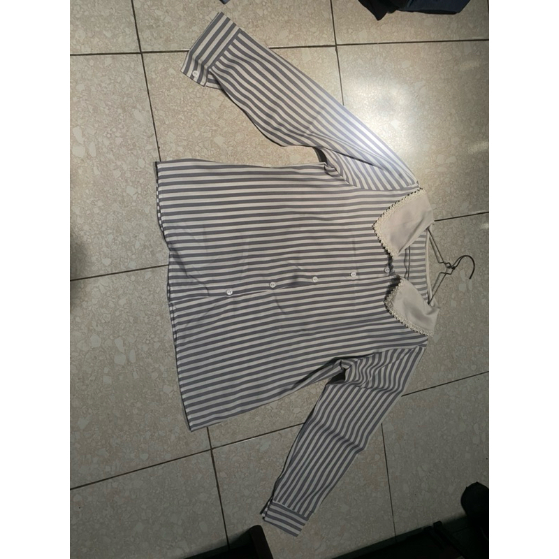 Kemeja Wanita Garis-Garis Lengan Panjang