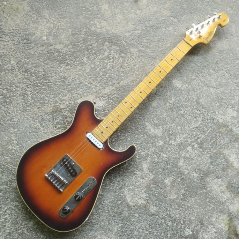 GITAR LISTRIK FENDER TELECASTER MODEL SECOND SUDAH FREE ONGKIR++