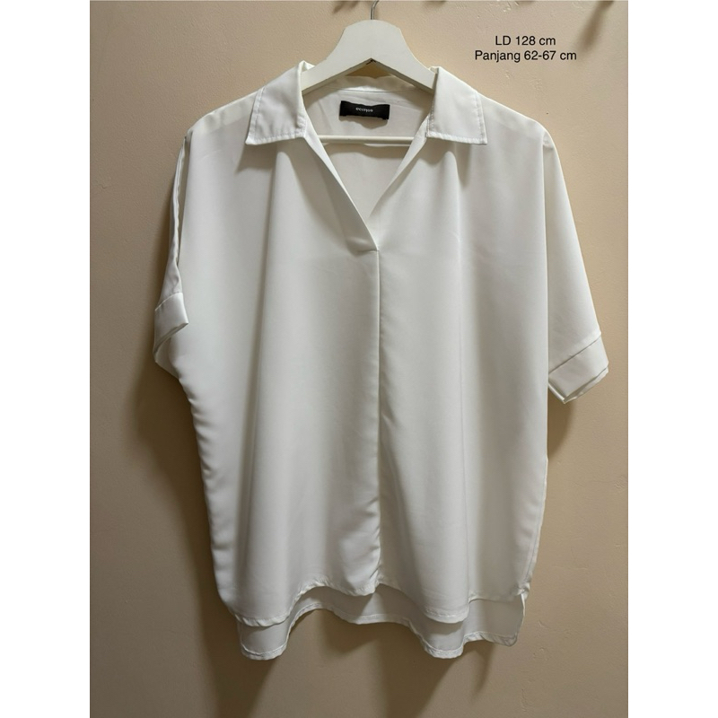 Preloved (PL) - ECINOS PARK BLOUSE v NECK SHIRT Putih