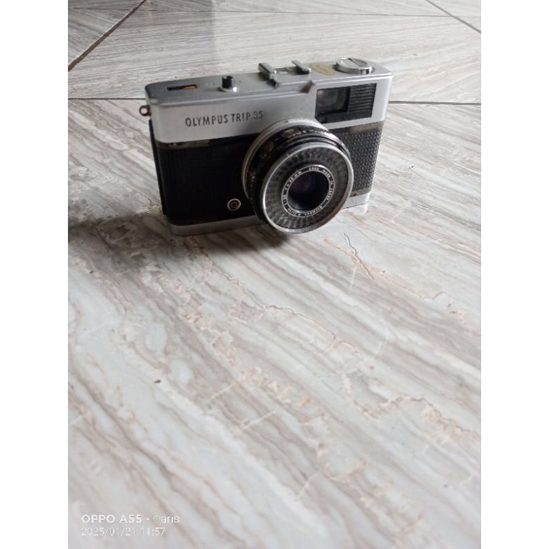 kamera OLYMPUS TRIP 35