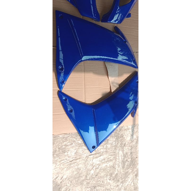 sayap samping R15 v2 sayap lebar