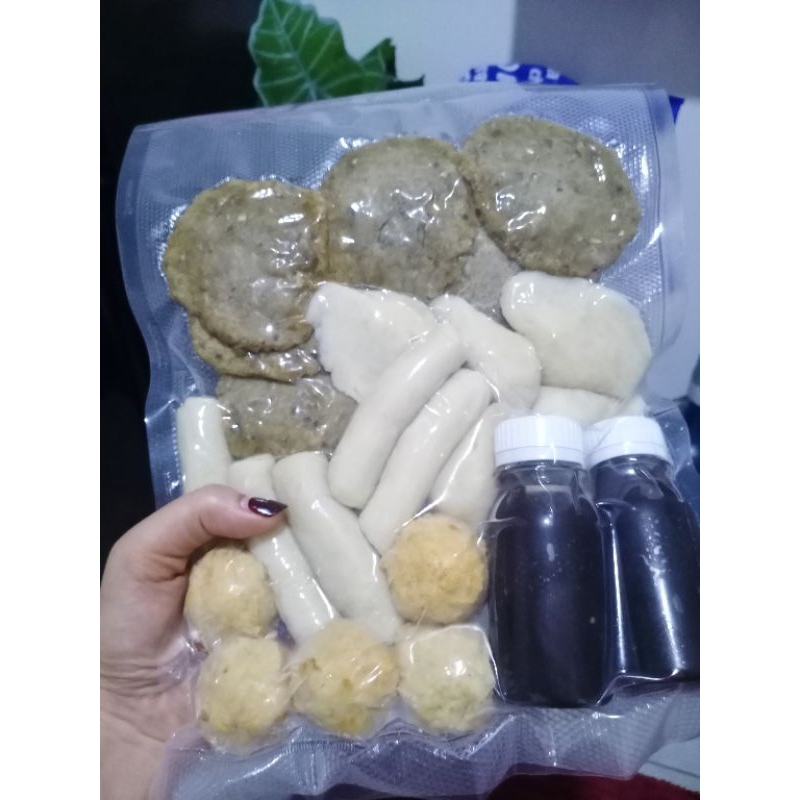 

pempek campur isi 22pc
