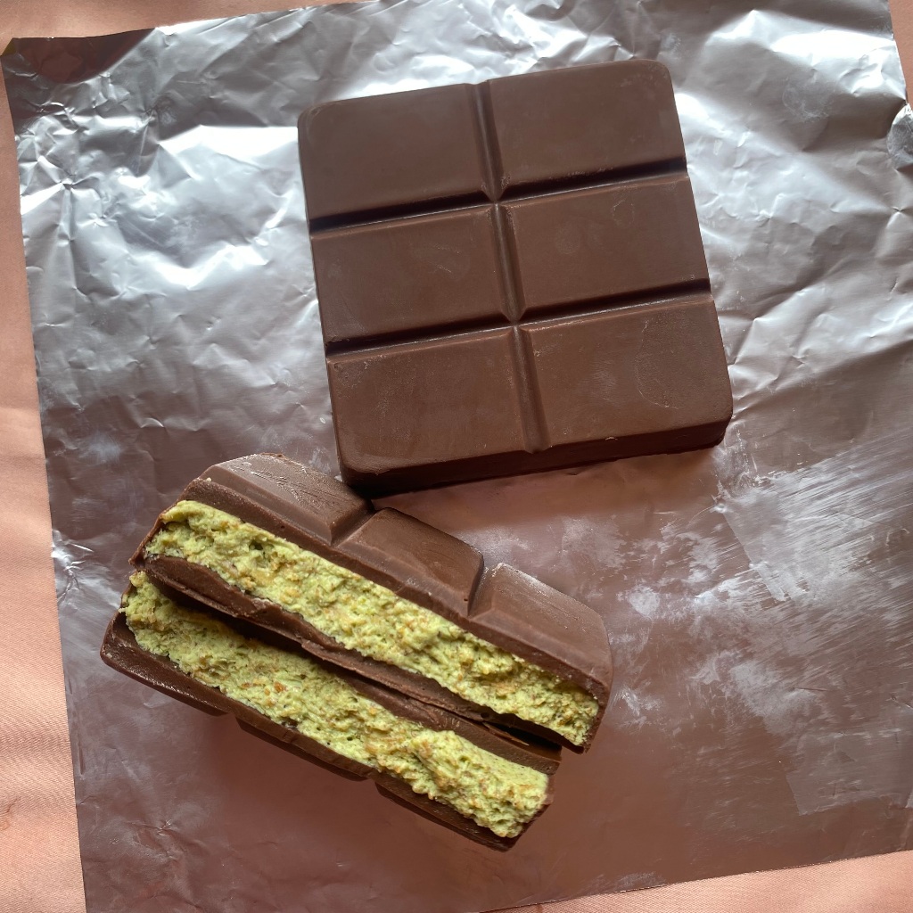 

Coklat Dubai Viral Kunafa Pistachio Size Mantap