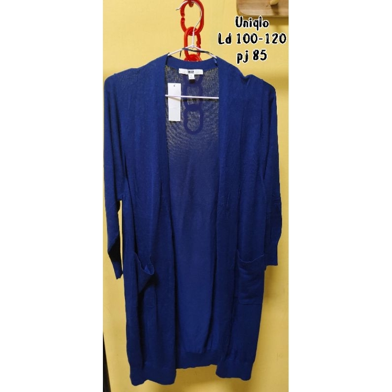 Cardi cardigan uniqlo biru elektrik panjang preloved