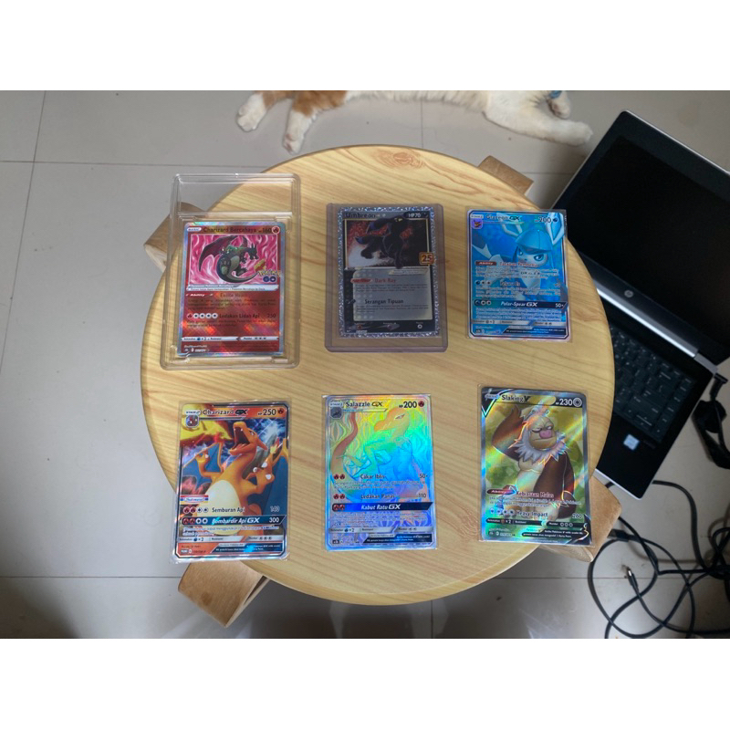 Kartu pokemon charizard bercahaya x umbreon 25th x glaceon gx x charizard gx indomaret x salazzle gx