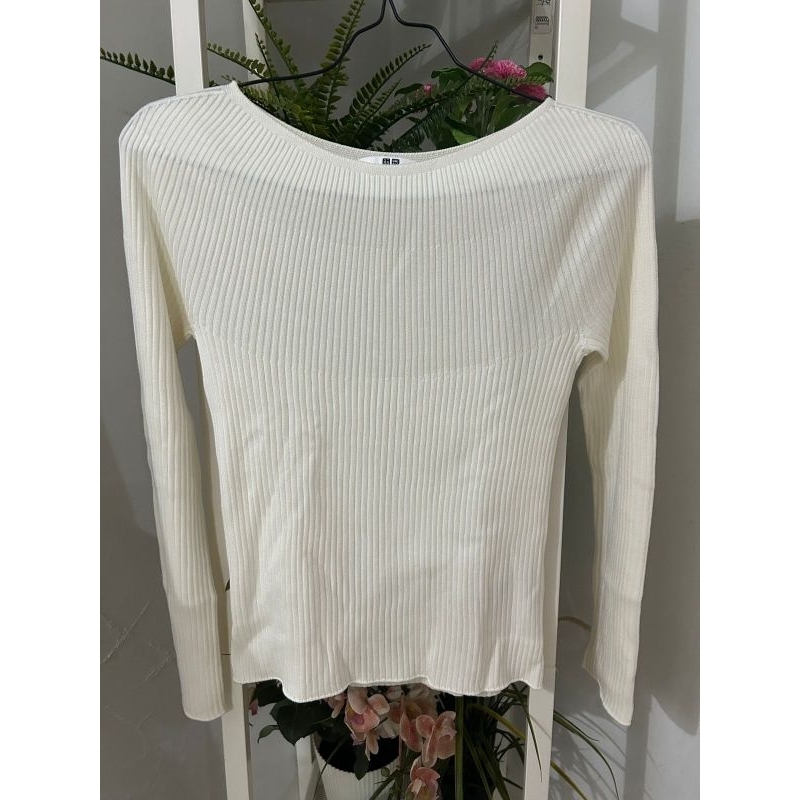 New Preloved Baju Wanita Knit Uniqlo