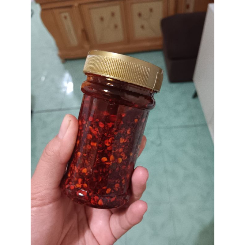 

Chili oil pedas gurih