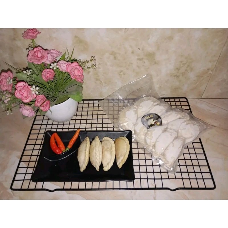 

CIRENG ISI 10 PCS AYAM SUWIR & TETELAN PEDAS