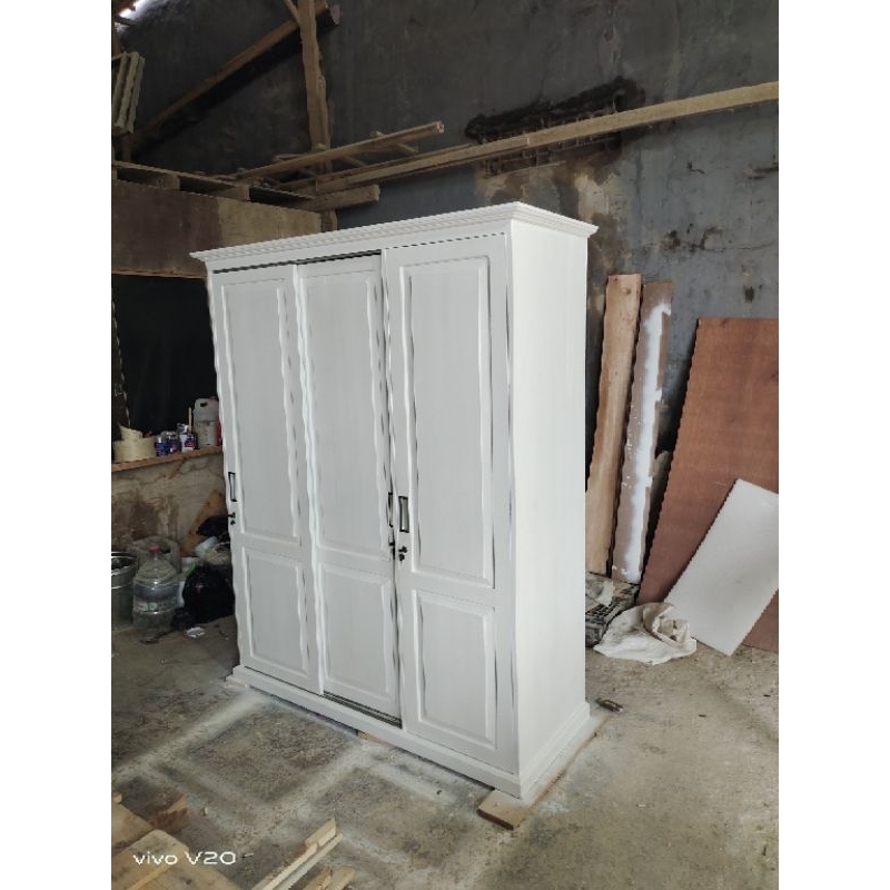 lemari baju minimalis kayu jati belanda/lemaru baju putih/Lemari baju 3 pintu