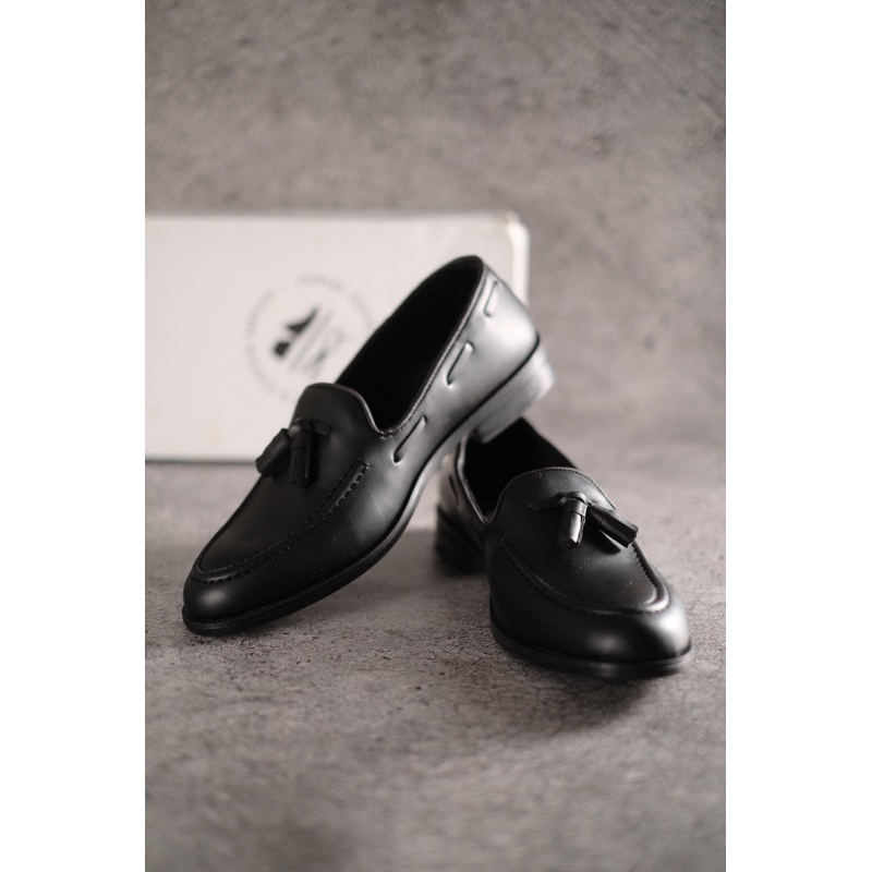 Portee Goods Loafers Sepatu Kerja Pria Slippers Hitam