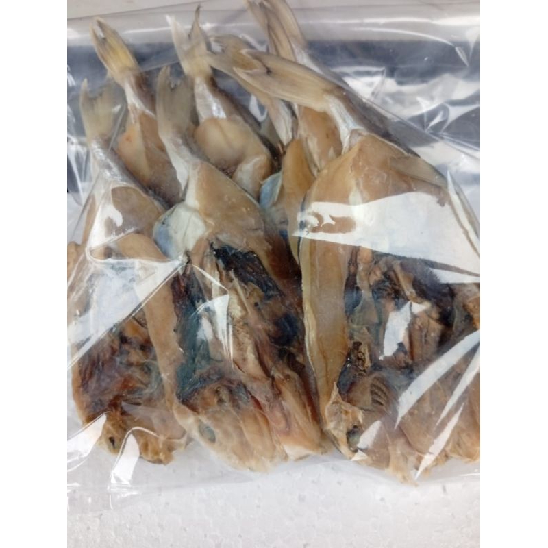 

Ikan Asin Buntal kering belah